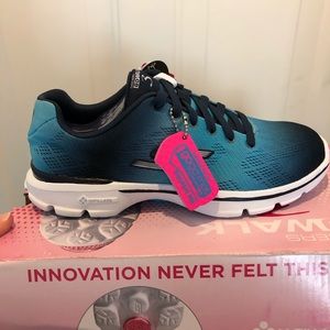 Sketchers Performance Gowalk 3